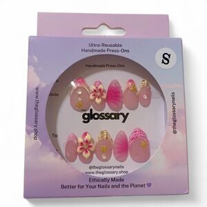 The Glossary Pink Floral Press-On Nails